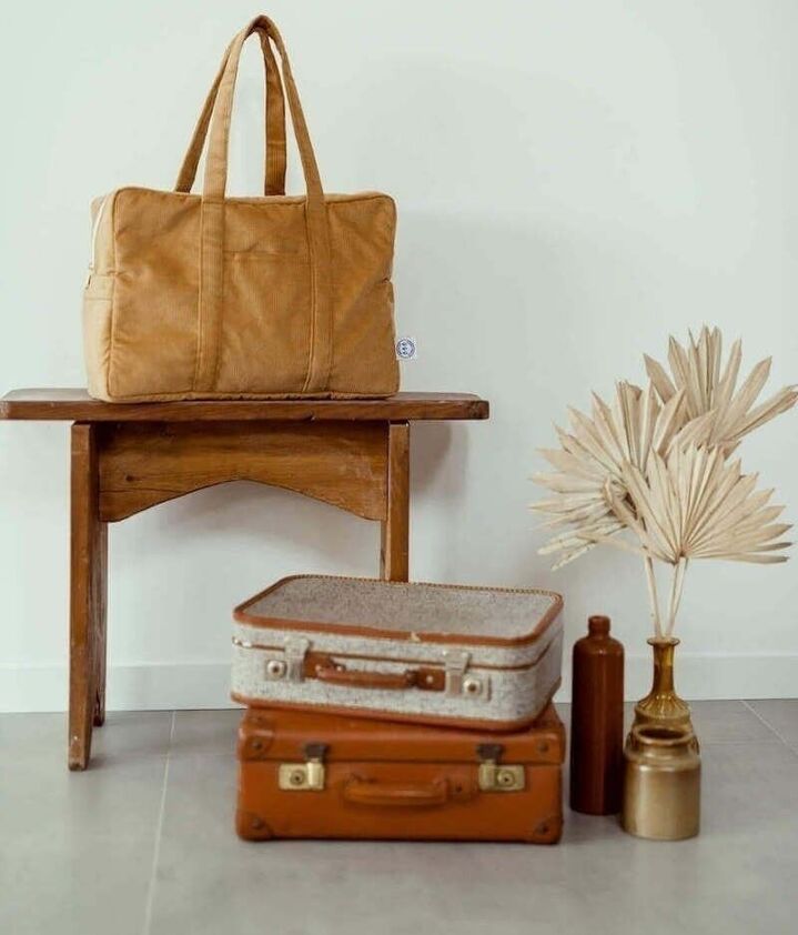 Sac à langer Le classique en velours côtelé camel fabriqué en France - Manufacture des bébés français